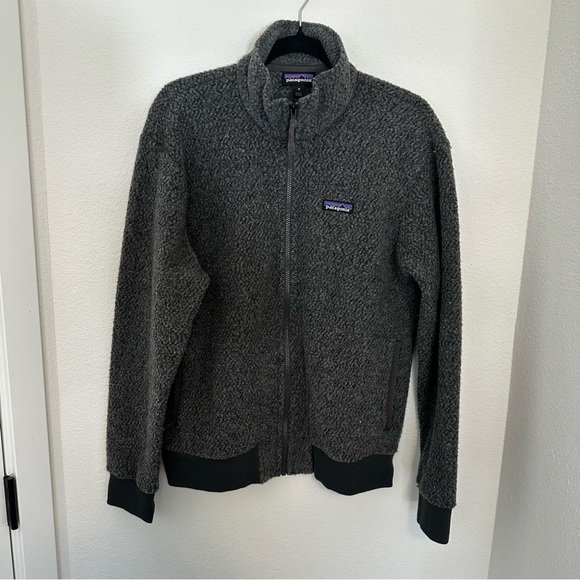 Patagonia Woolyester Fleece Jacket Full Zip Side Pockets Charcoal Gray Size M - Picture 2 of 8